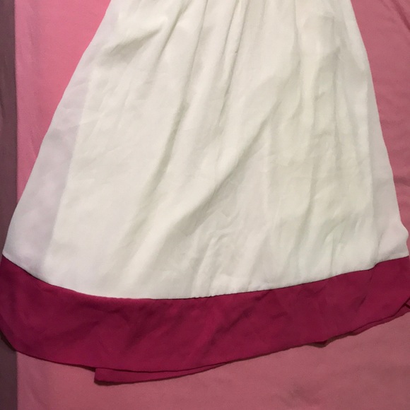 Clothes - Picture 2 of 2